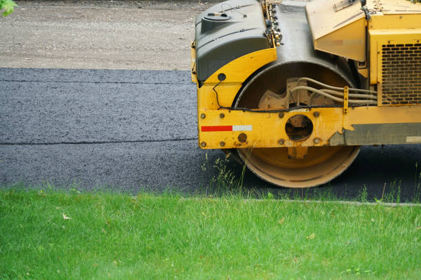 Best Asphalt Driveway Paving in Bryan, OH